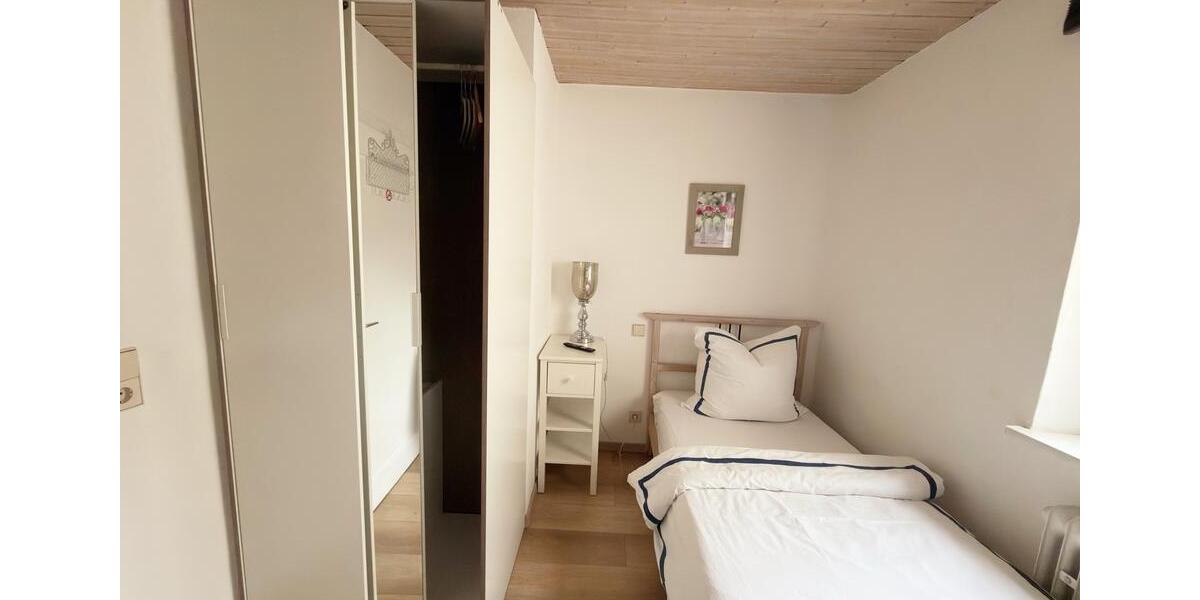 Wohnen auf Zeit Leipheim - 6 Zimmer, 15 m&sup2;, 40&euro; | Angebot:24559925