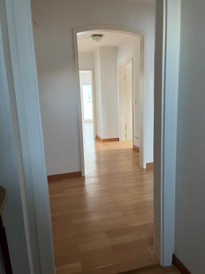 Gemütliche 3 Zimmer-Wohnung am Killesberg mit Balkon - Befristet! zimmer