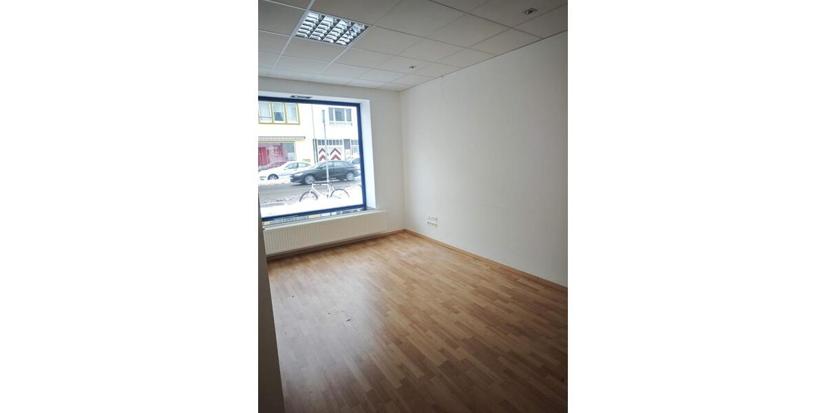 BüroArbeitsräume zur Untermiete - Schaufenster + Terasse zimmer