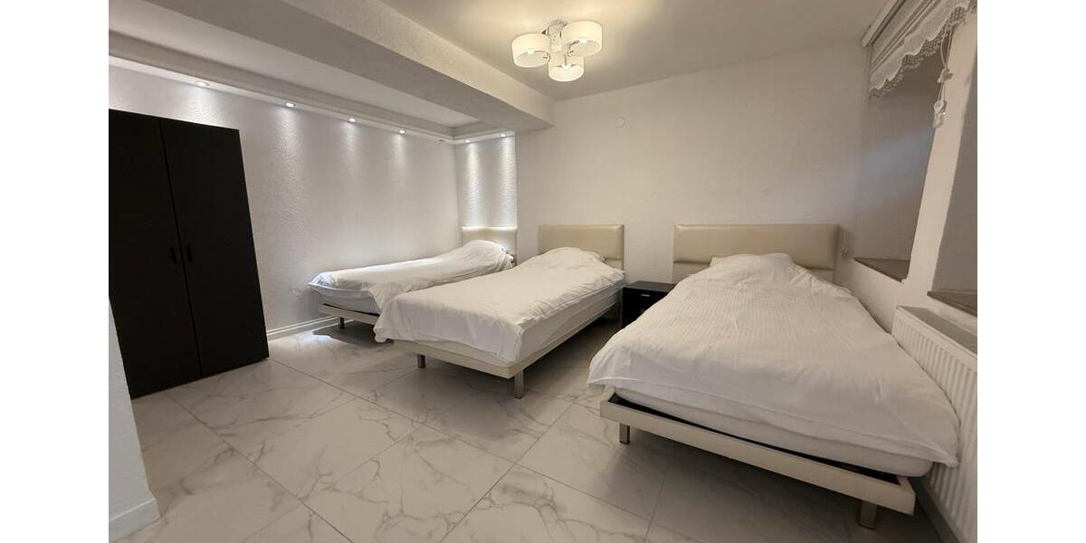 Wohnen auf Zeit Werdohl - 3 Zimmer, 110 m&sup2;, 15&euro; | Angebot:26127815