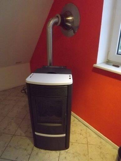 Gut geschnittenes 2 Zimmer-Apartment mit Einbauküche und Wannenbad, in ruhiger Lage von Wiesenbronn. Nur 10 Min. nach Kitzingen... 2 zimmer