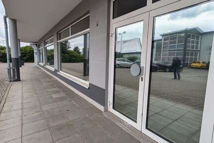 Einzelhandel in Bruchköbel 2.950 € 200 m² zimmer