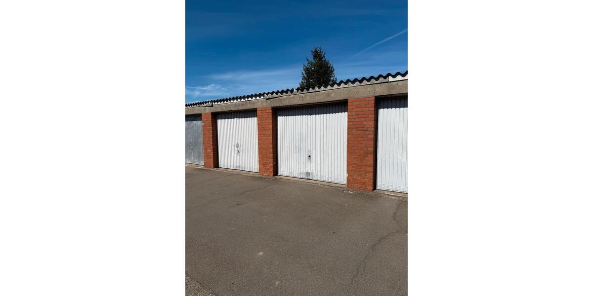 Etagenwohnung Nienburg (Weser) - 4 Zimmer, 90 m&sup2;, 1.000&euro; | Angebot:26340633