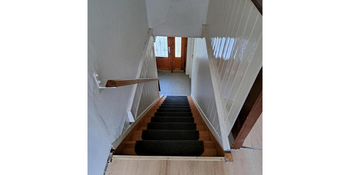 Reihenhaus Eisleben (Lutherstadt) - 6 Zimmer, 150 m&sup2;, 825&euro; | Angebot:26227845