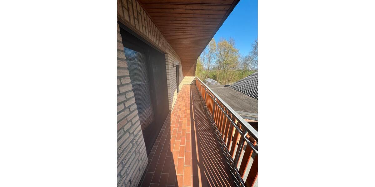 Dachgeschoßwohnung Lippstadt Bad Waldliesborn - 3.5 Zimmer, 86 m&sup2;, 1.000&euro; | Angebot:25384591