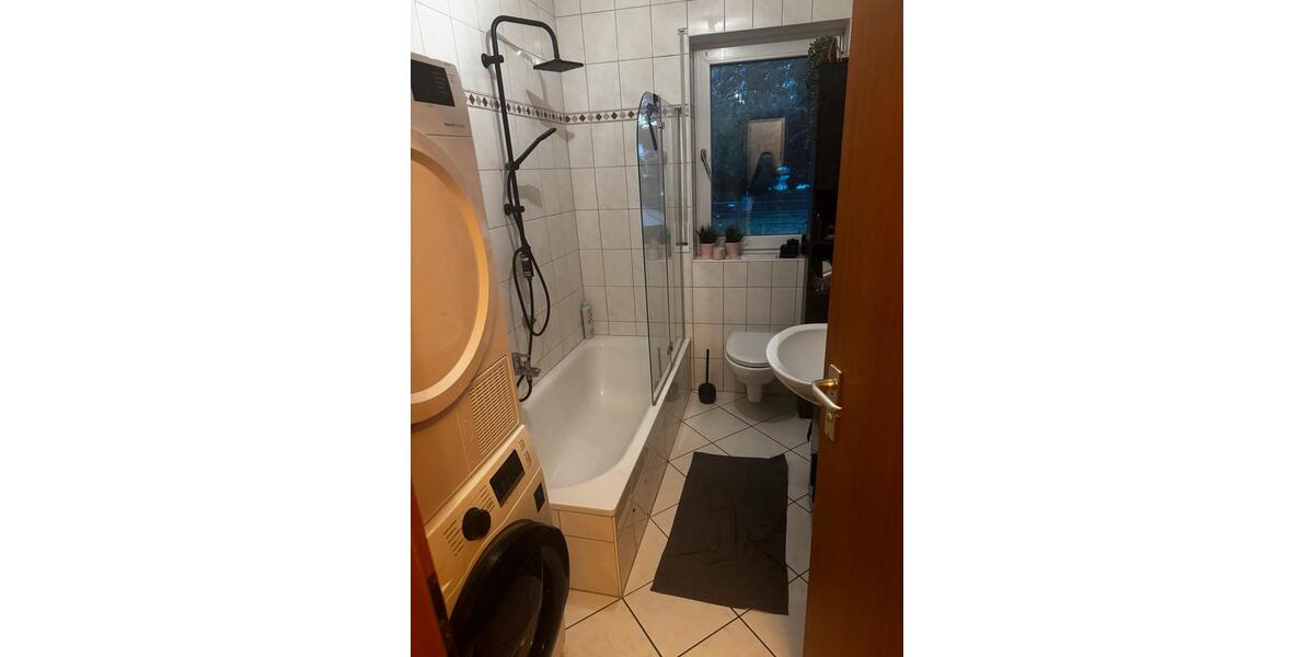 Erdgeschoßwohnung Rüsselsheim am Main - 1.5 Zimmer, 40 m&sup2;, 860&euro; | Angebot:25986503