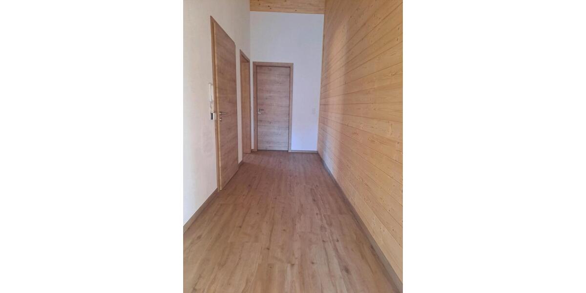 Dachgeschoßwohnung Oy-Mittelberg Mittelberg - 2.5 Zimmer, 94 m&sup2;, 1.300&euro; | Angebot:26693030