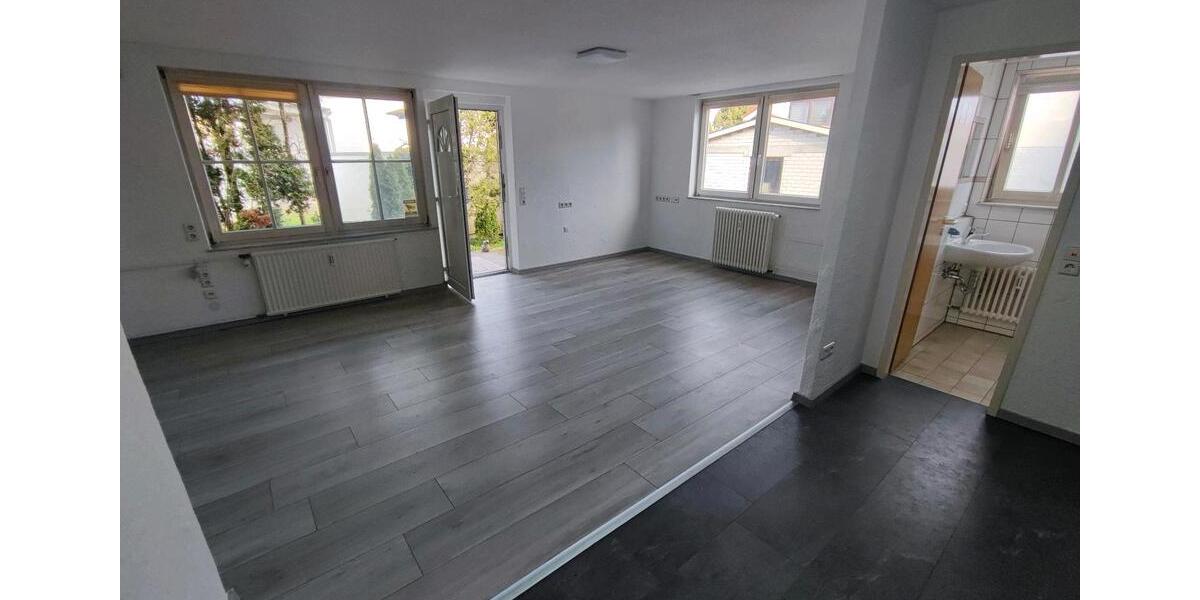 Erdgeschoßwohnung Stockach - 2 Zimmer, 68 m&sup2;, 850&euro; | Angebot:25030668
