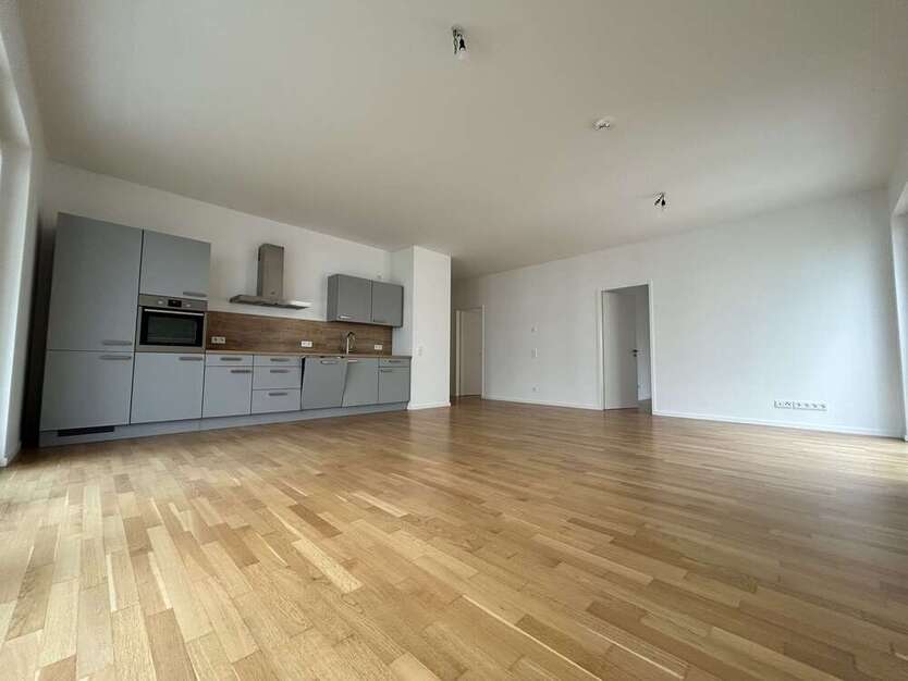 Wohnung zum Mieten in Berlin 2.188 € 99 m²