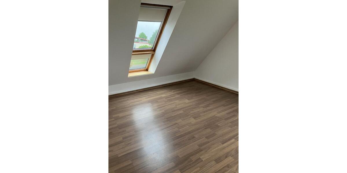 Dachgeschoßwohnung Woldegk - 2 Zimmer, 54 m&sup2;, 351&euro; | Angebot:26365415