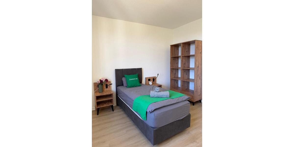 Wohnen auf Zeit Oberhausen - 4 Zimmer, 85 m&sup2;, 15&euro; | Angebot:25873528