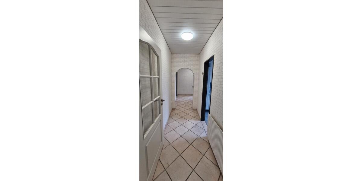 Erdgeschoßwohnung Heide - 3 Zimmer, 100 m&sup2;, 1.020&euro; | Angebot:26624185