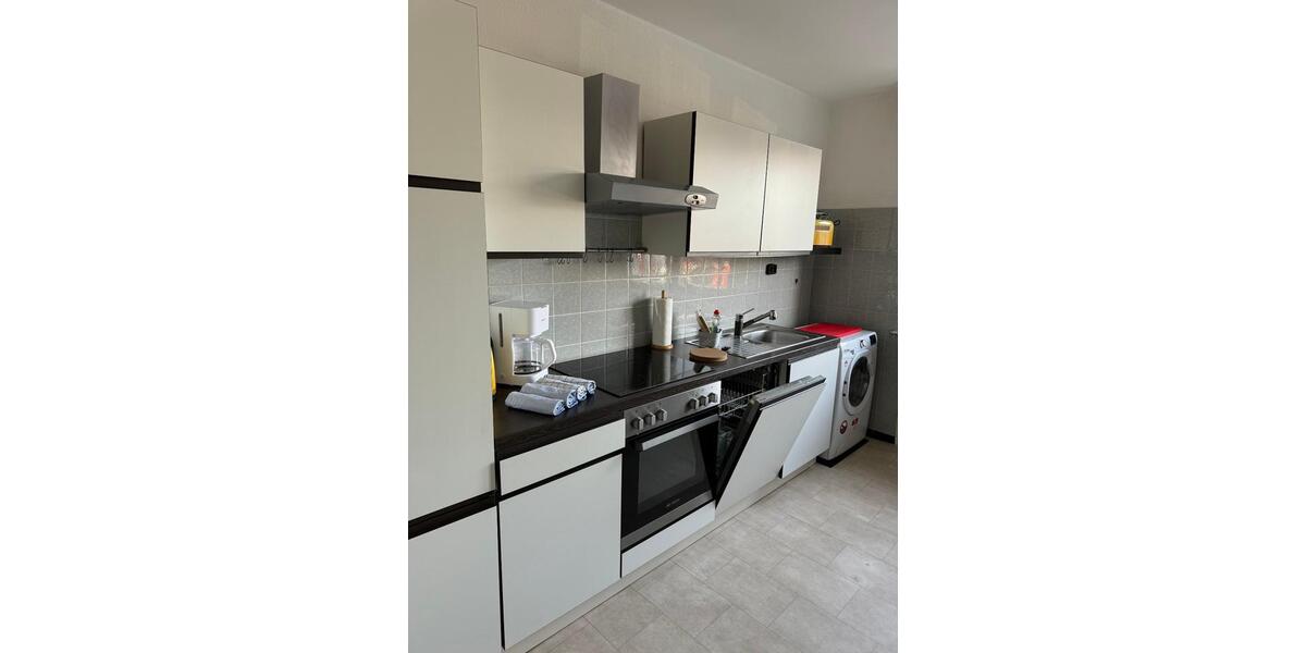 Wohnen auf Zeit Castrop-Rauxel Bladenhorst - 4 Zimmer, 130 m&sup2;, 90&euro; | Angebot:24795863