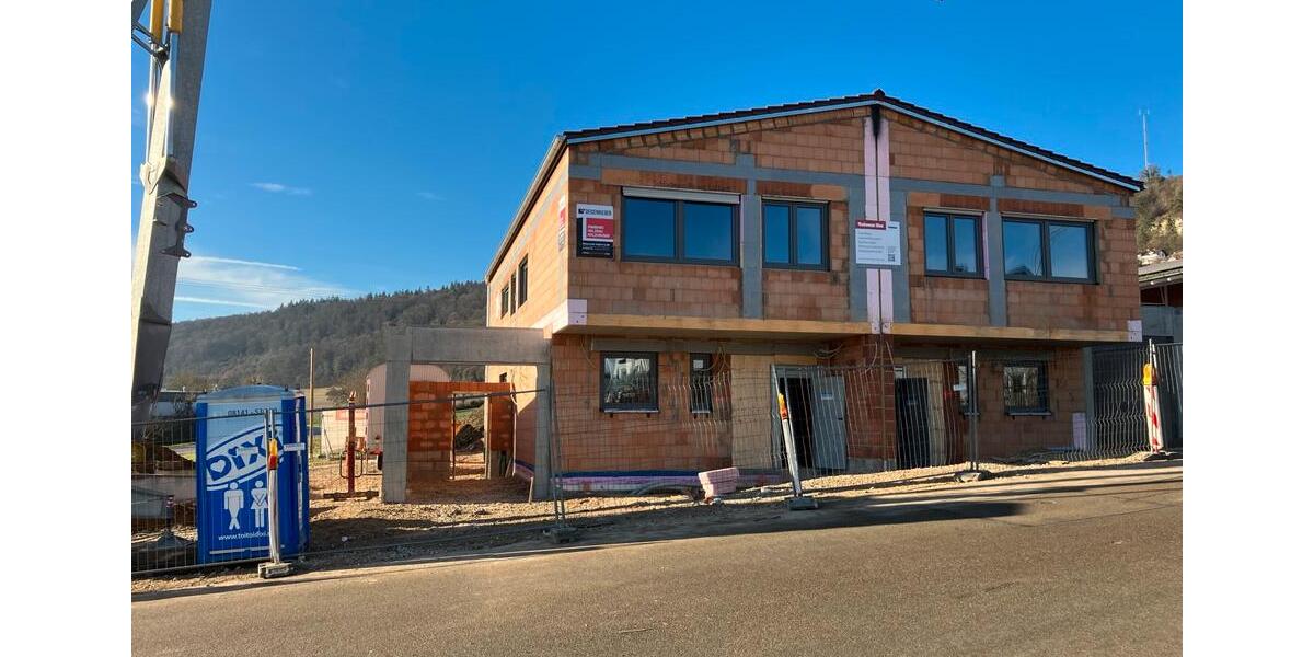 Doppelhaushälfte Beilngries - 5 Zimmer, 164 m&sup2;, 1.850&euro; | Angebot:25977752