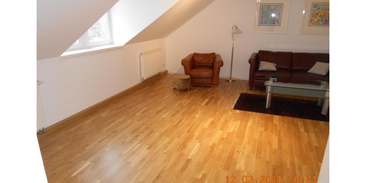 Dachgeschoßwohnung Freiberg - 4 Zimmer, 74 m&sup2;, 517&euro; | Angebot:25179012