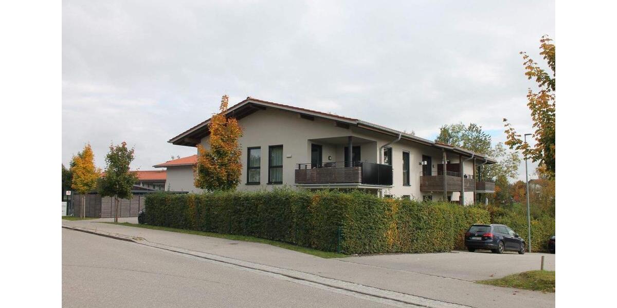 2-Zimmer-Wohnung inkl. Einbauküche, Balkon und 2 Stellplätzen 2 zimmer