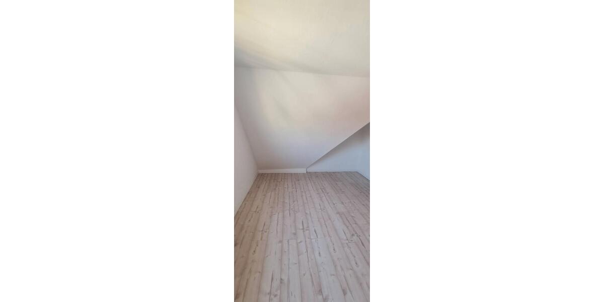 Maisonettenwohnung Oschersleben (Bode) - 4 Zimmer, 134 m&sup2;, 1.200&euro; | Angebot:26379988