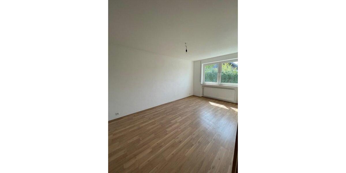 Erdgeschoßwohnung Straubing - 4 Zimmer, 103 m&sup2;, 850&euro; | Angebot:26635417