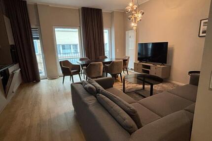 Wohnung Wiesbaden - 4 Zimmer, 99 m&sup2;, 2.341&euro; | Angebot:26385284