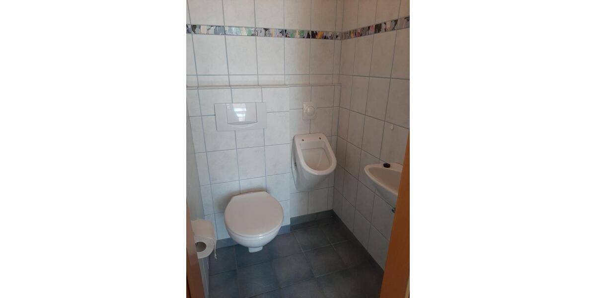 Dachgeschoßwohnung Dentlein am Forst - 4 Zimmer, 97 m&sup2;, 850&euro; | Angebot:26232067