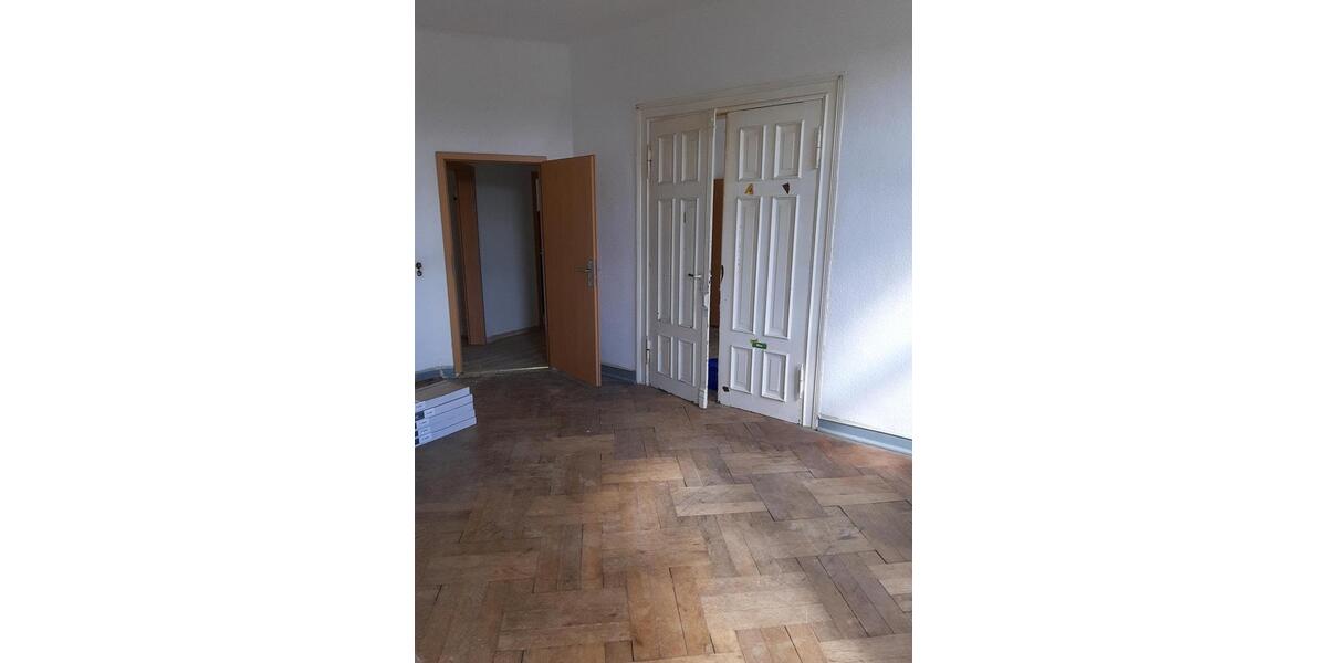 Etagenwohnung Mühlhausen (Thüringen) - 5 Zimmer, 132 m&sup2;, 820&euro; | Angebot:26286396