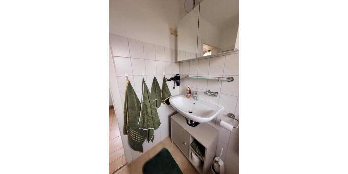 Bungalow Dresden Klotzsche - 1 Zimmer, 37 m&sup2;, 750&euro; | Angebot:24552193