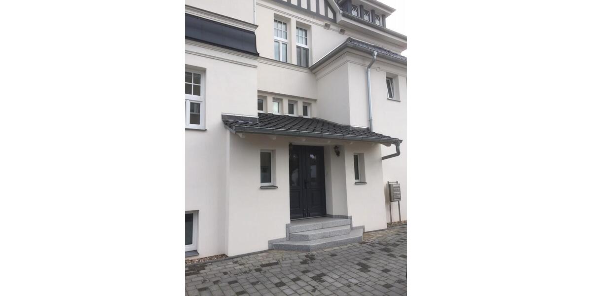 Erdgeschoßwohnung Parchim - 7 Zimmer, 142 m&sup2;, 1.390&euro; | Angebot:26495769