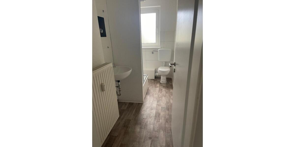 Etagenwohnung Elsteraue - 2 Zimmer, 47 m&sup2;, 280&euro; | Angebot:26391251