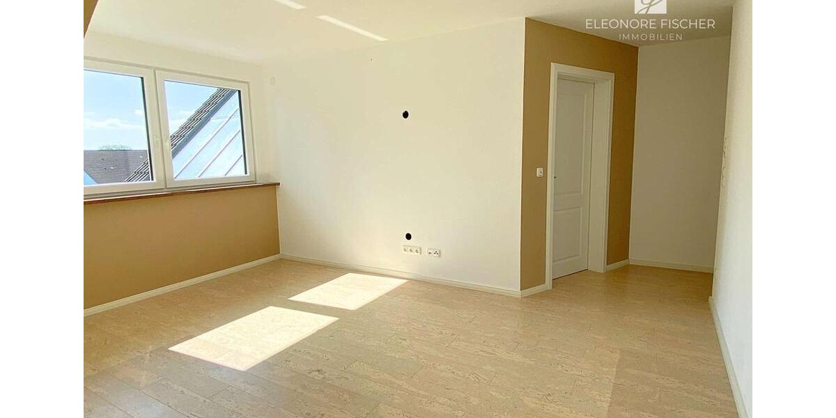 Dachgeschoßwohnung Fünfstetten - 5.5 Zimmer, 186 m&sup2;, 1.250&euro; | Angebot:22354812