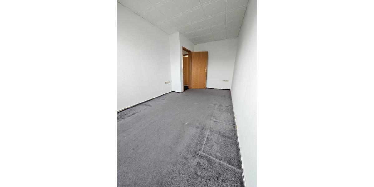 Dachgeschoßwohnung Demmin - 3 Zimmer, 70 m&sup2;, 420&euro; | Angebot:26592765