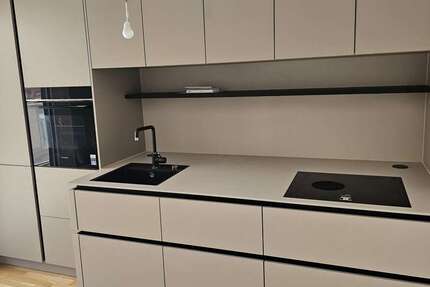 Wohnung Stuttgart Rotebühl - 3 Zimmer, 71 m&sup2;, 1.850&euro; | Angebot:26897667