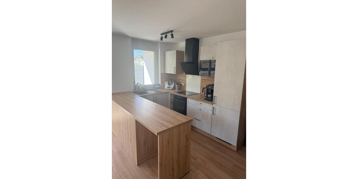Erdgeschoßwohnung Altenstadt an der Waldnaab - 3 Zimmer, 72 m&sup2;, 990&euro; | Angebot:26350205