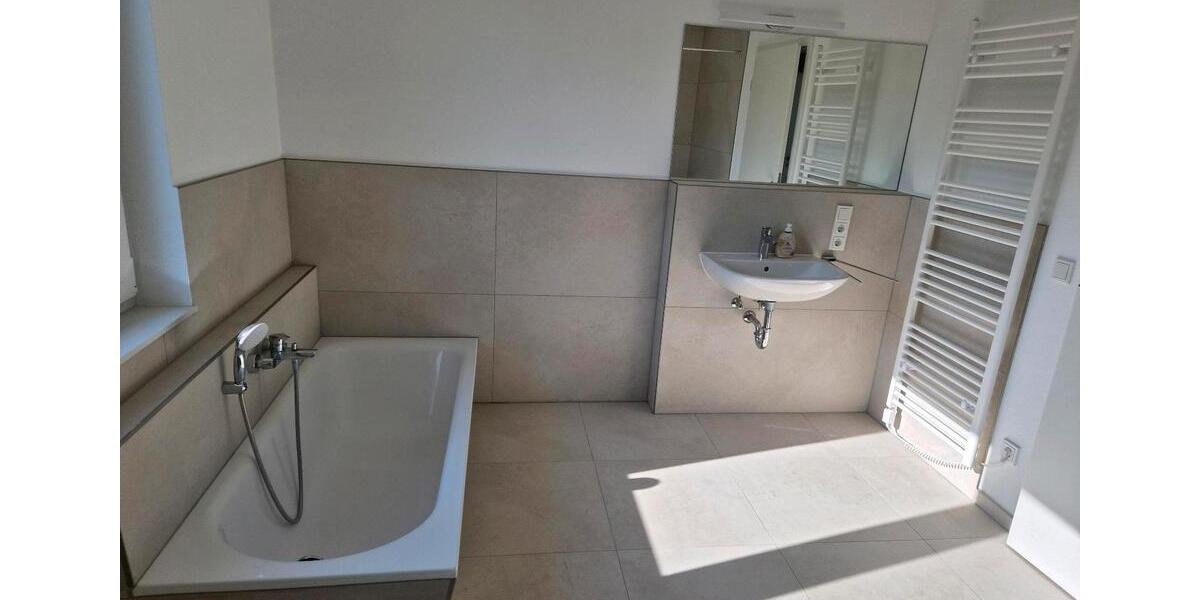 Etagenwohnung Rittersdorf - 3 Zimmer, 116 m&sup2;, 1.300&euro; | Angebot:26238645