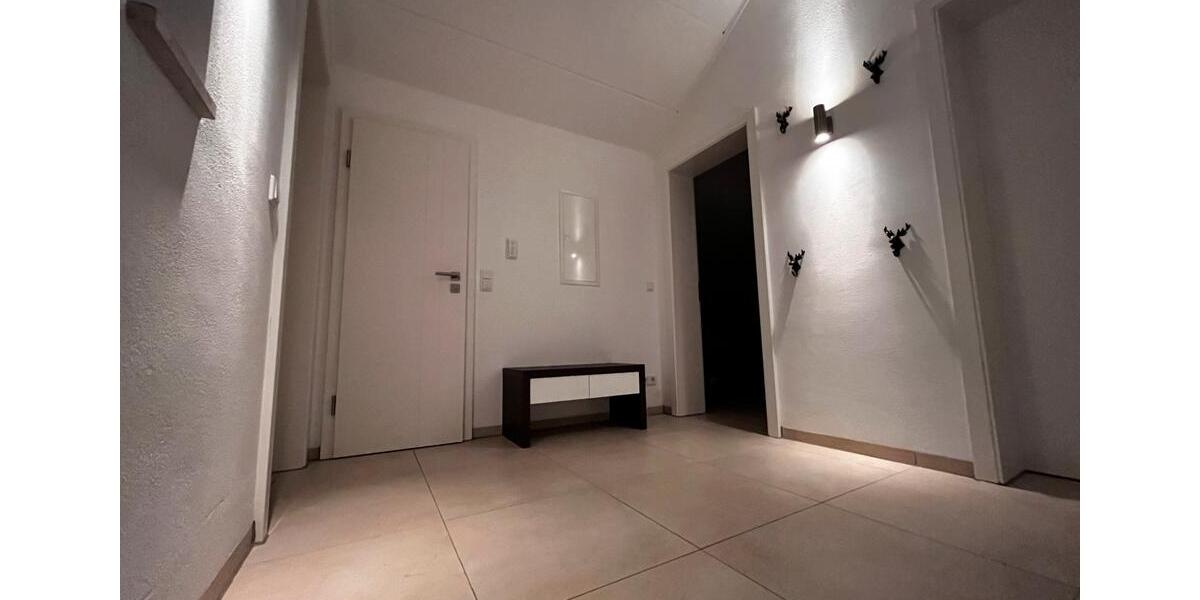 Dachgeschoßwohnung Ingolstadt Nordost - 1 Zimmer, 65 m&sup2;, 1.050&euro; | Angebot:26014448