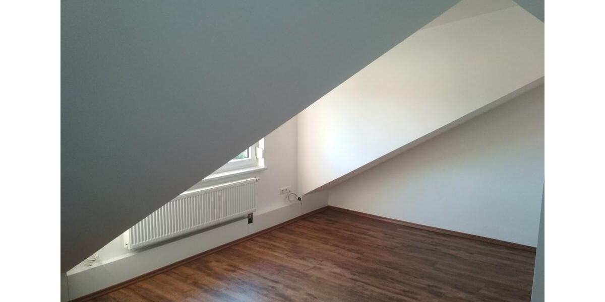 Dachgeschoßwohnung Steinberg am See Oder - 4 Zimmer, 87 m&sup2;, 760&euro; | Angebot:26697946