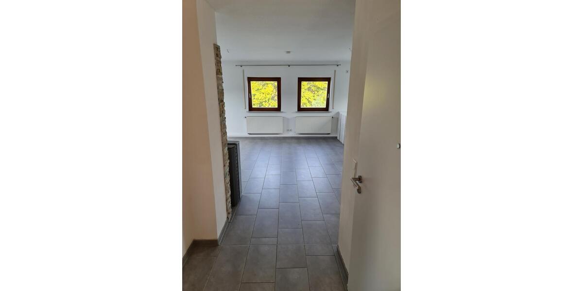 Dachgeschoßwohnung Melsungen - 3 Zimmer, 80 m&sup2;, 750&euro; | Angebot:25589192