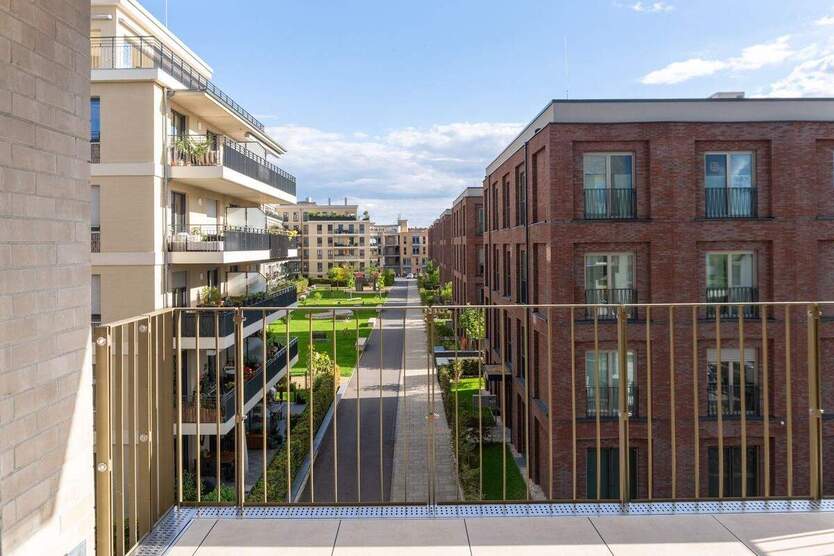 +++ Modernes Wohnen am Wasser - 3-Raumwohnung mit Loggia und traumhaftem Elbblick +++ 3 zimmer