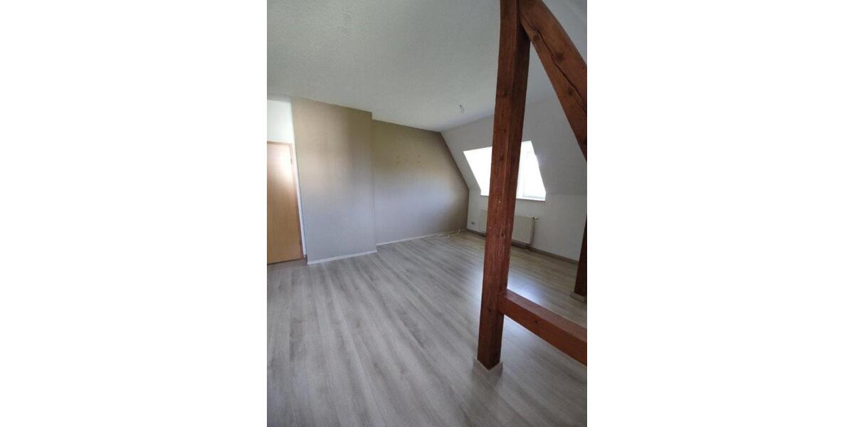 Dachgeschoßwohnung Grünhainichen - 3 Zimmer, 55 m&sup2;, 240&euro; | Angebot:12497011