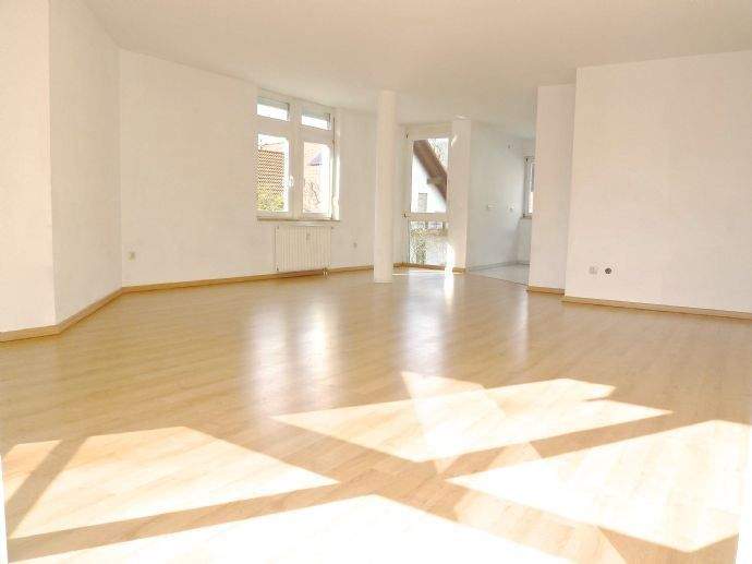 Etagenwohnung Nürnberg Eibach - 3 Zimmer, 98 m&sup2;, 1.300&euro; | Angebot:24916116