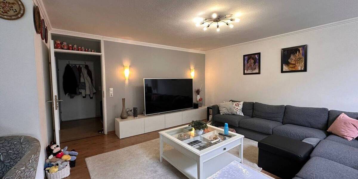Einfamilienhaus Dittelbrunn Hambach - 1 Zimmer, 200 m&sup2;, 1.950&euro; | Angebot:26139240