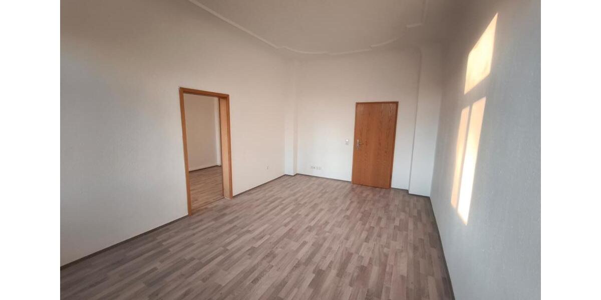 Etagenwohnung Zwickau - 4 Zimmer, 95 m&sup2;, 650&euro; | Angebot:26705464