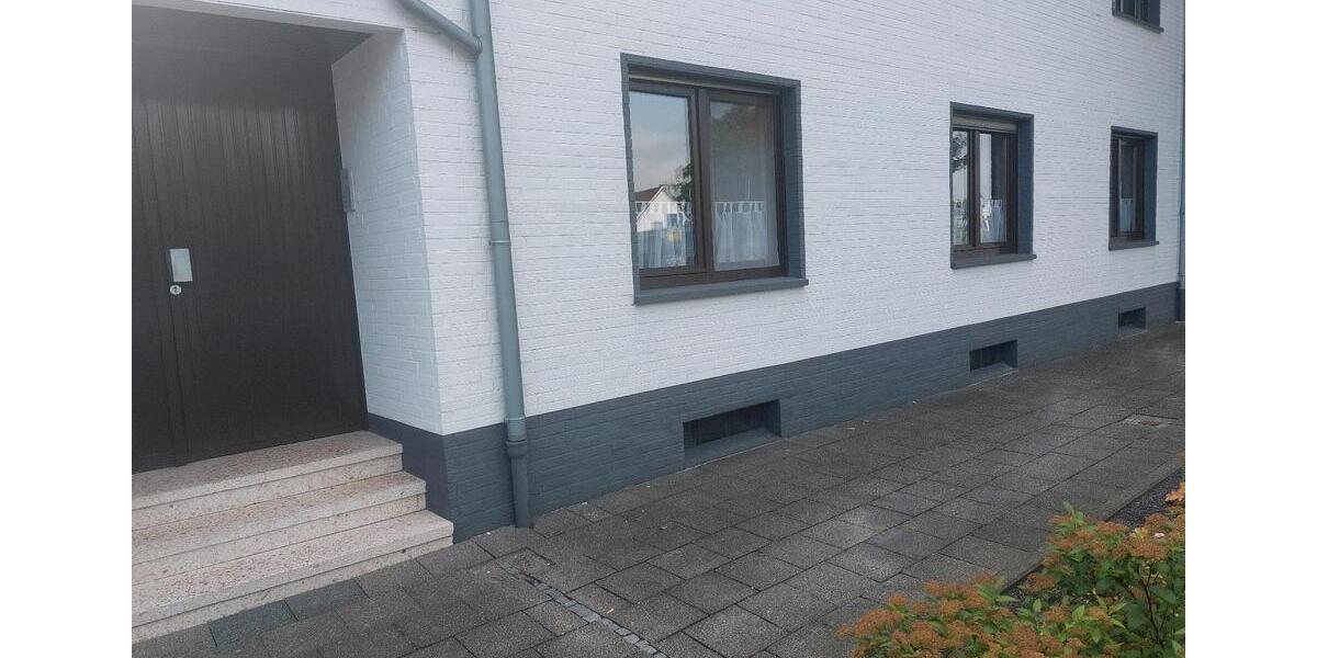 Nähe Heinsberg , ruhige Wohnung in einem Dreifamielen Haus. 3 zimmer