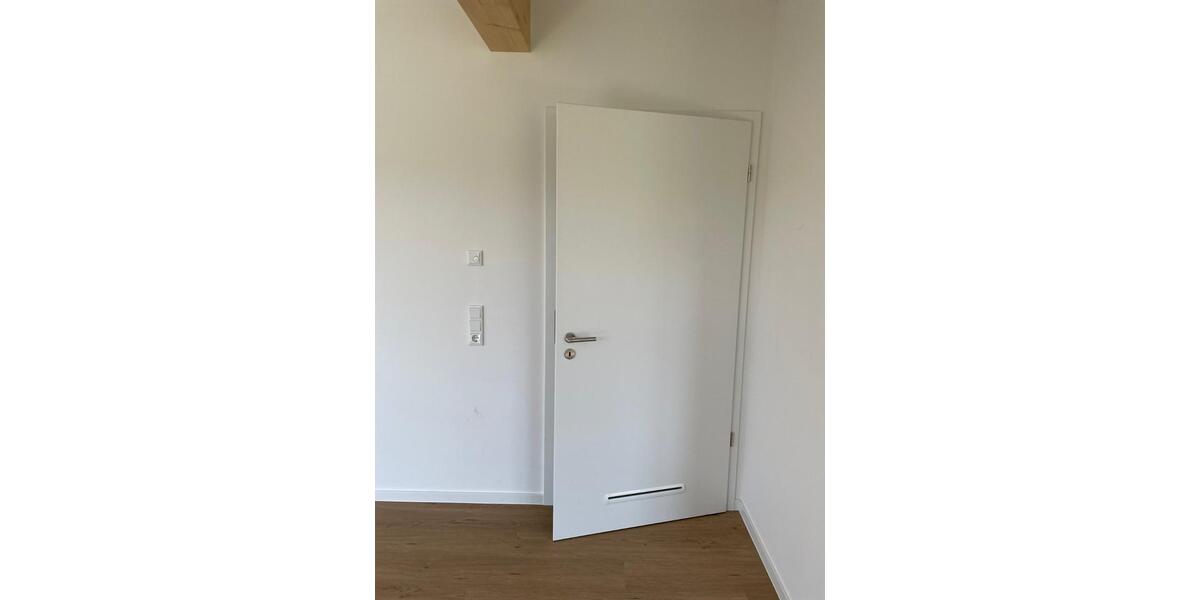 Etagenwohnung Neustadt an der Aisch - 3 Zimmer, 86 m&sup2;, 990&euro; | Angebot:24464252