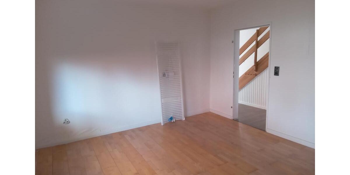 Mehrfamilienhaus, Wohnhaus Leer (Ostfriesland) - 5 Zimmer, 110 m&sup2;, 1.100&euro; | Angebot:26035555