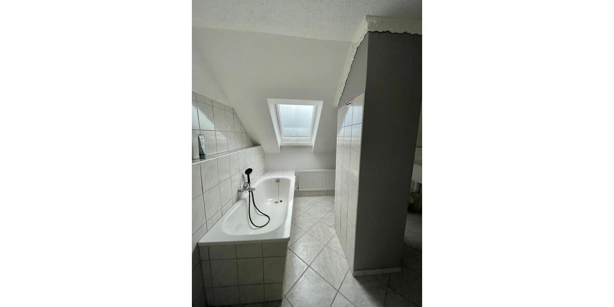 Etagenwohnung Osterburg (Altmark) - 3 Zimmer, 92 m&sup2;, 500&euro; | Angebot:26609108