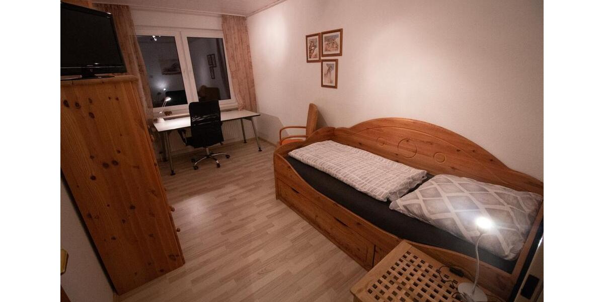 Wohnen auf Zeit Springe - 3 Zimmer, 100 m&sup2;, 25&euro; | Angebot:23595295