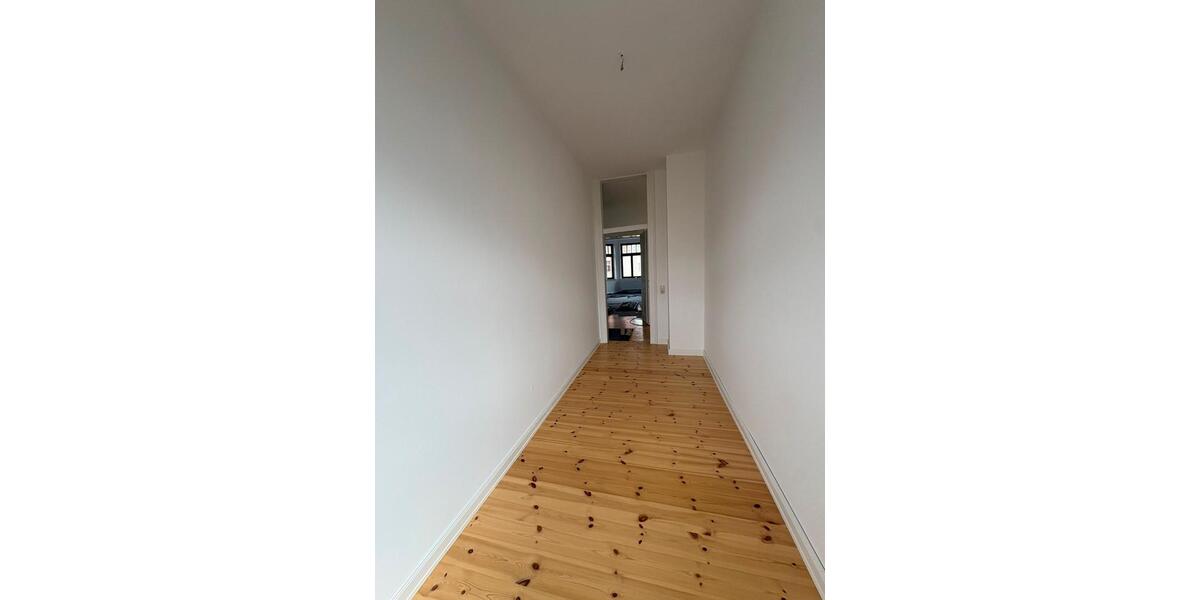 Etagenwohnung Leipzig Ost - 5 Zimmer, 142 m&sup2;, 1.700&euro; | Angebot:26051538