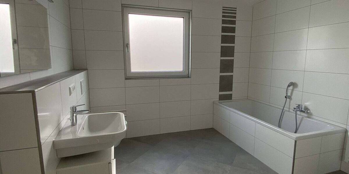 Doppelhaushälfte Forchheim Kersbach - 5 Zimmer, 140 m&sup2;, 1.950&euro; | Angebot:23880741