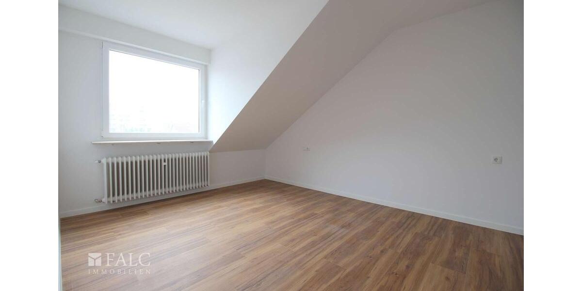 Dachgeschoßwohnung Bendorf - 4 Zimmer, 106 m&sup2;, 1.000&euro; | Angebot:24121680