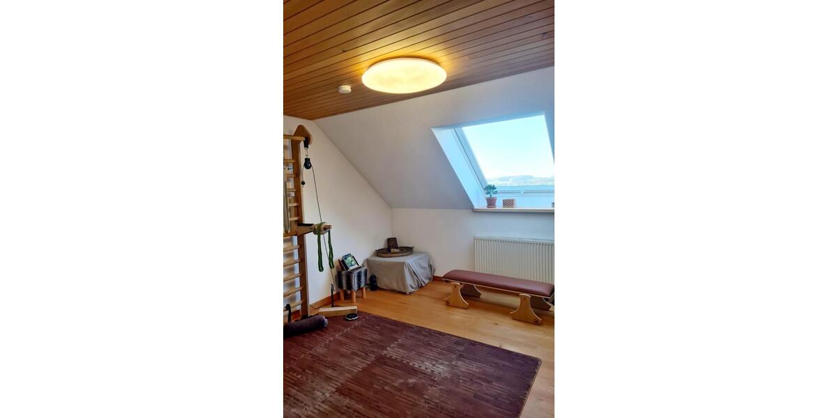 Dachgeschoßwohnung Argenbühl - 5 Zimmer, 141 m&sup2;, 1.500&euro; | Angebot:25931279